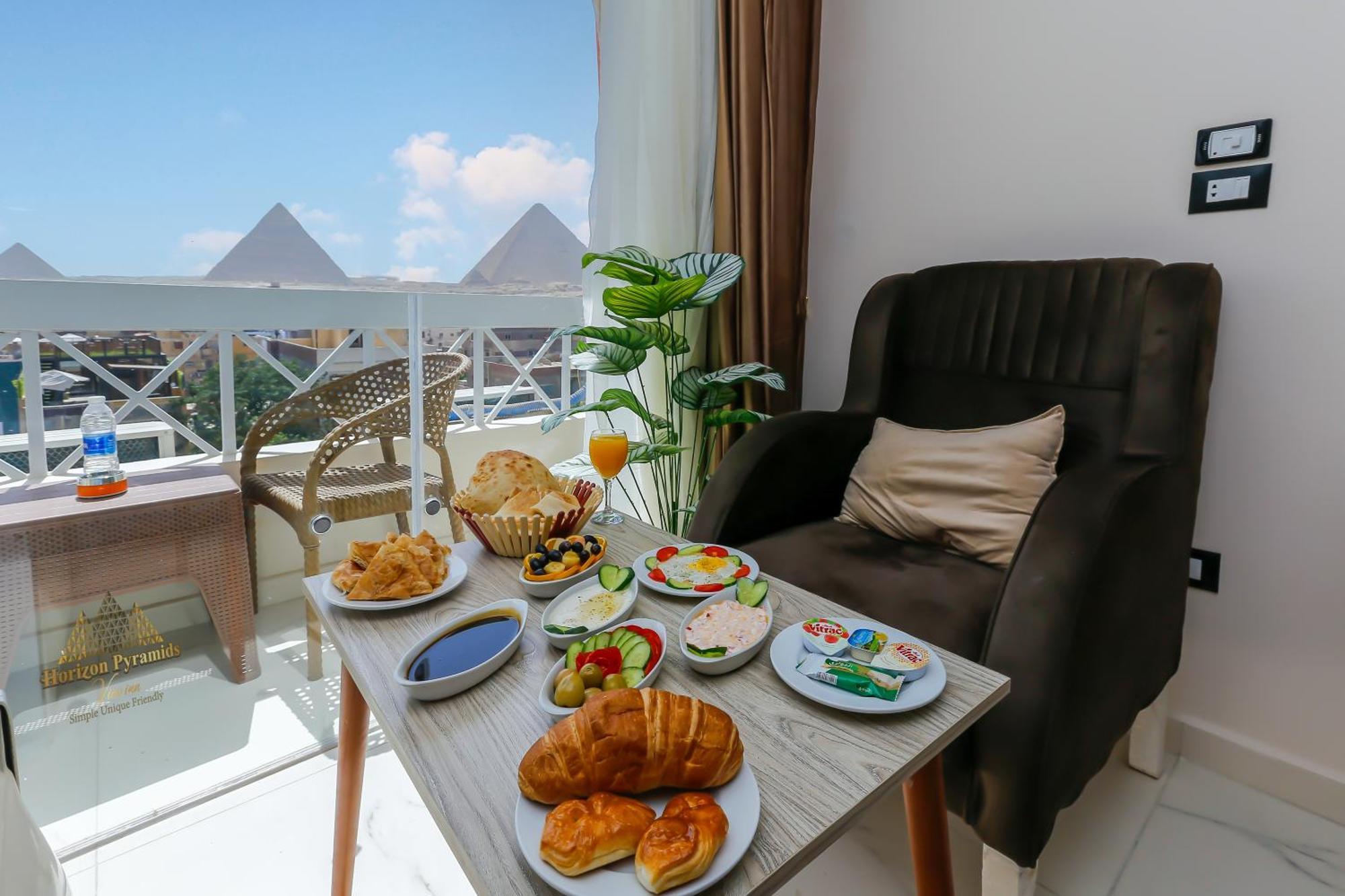 Horizon Pyramids View Inn Kafret el-Gabal エクステリア 写真